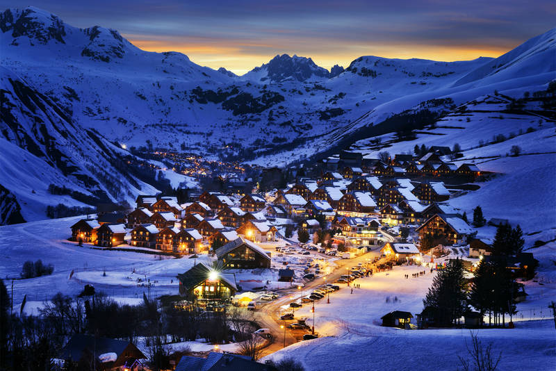 December Holiday, Christmas & New Years In The French Alps Ski Resort